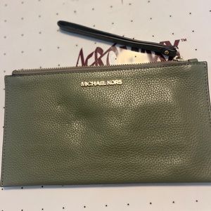 Michael Kors Wristlet Pouch